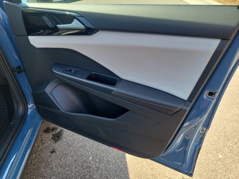 New 2026 Volkswagen Taos S FWD image 31