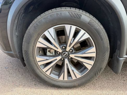 Used 2022 Nissan Rogue SV w/ SV Premium Package FWD image 7