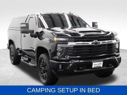 Used 2024 Chevrolet Silverado 2500 LT w/ Convenience Package image 2