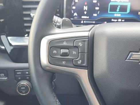 Used 2025 Chevrolet Silverado 1500 LT Trail Boss w/ Convenience Package II AWD/4WD image 28
