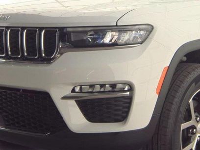Used 2024 Jeep Grand Cherokee Limited