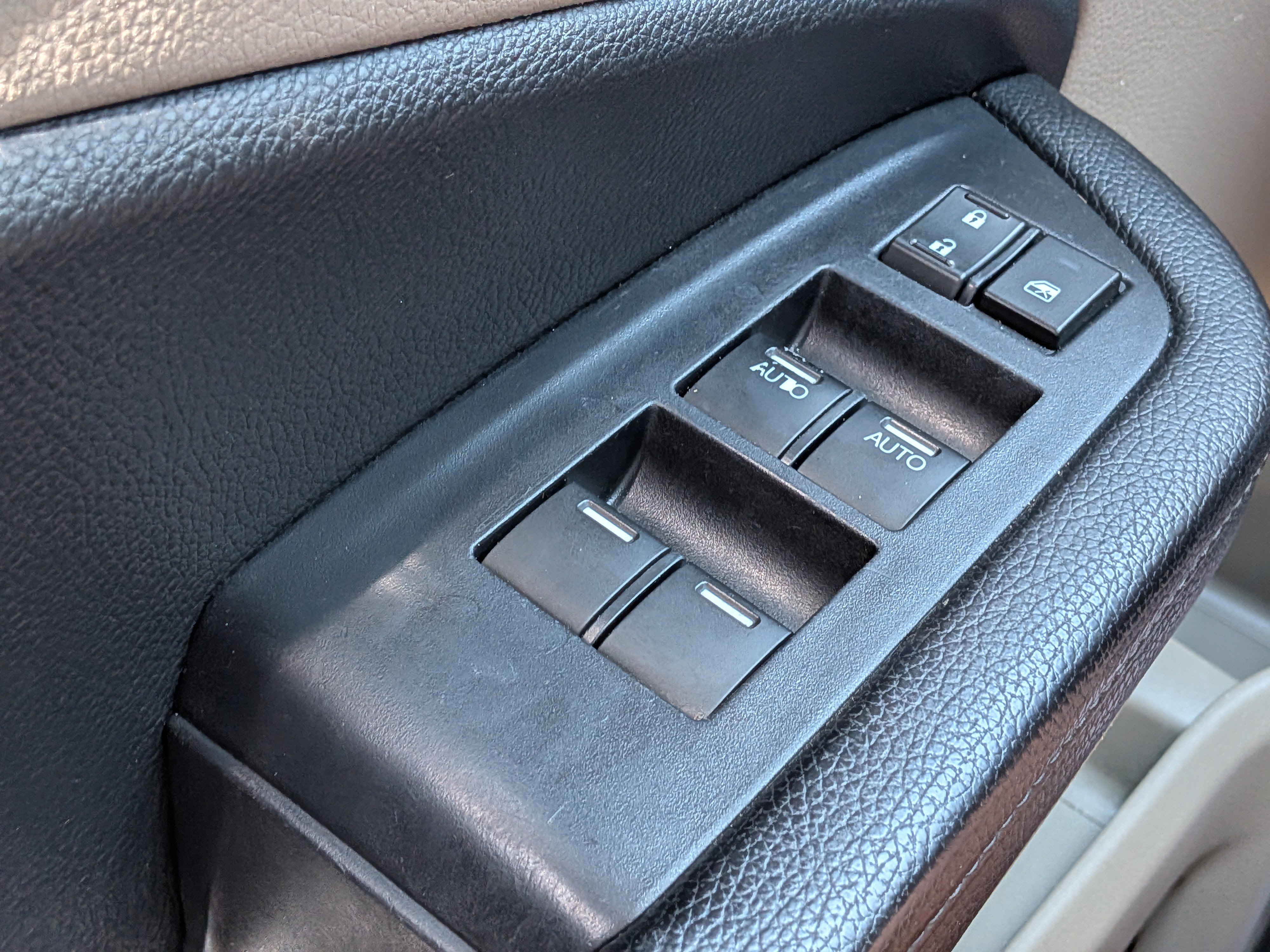 Used 2022 Honda Pilot Touring image 23