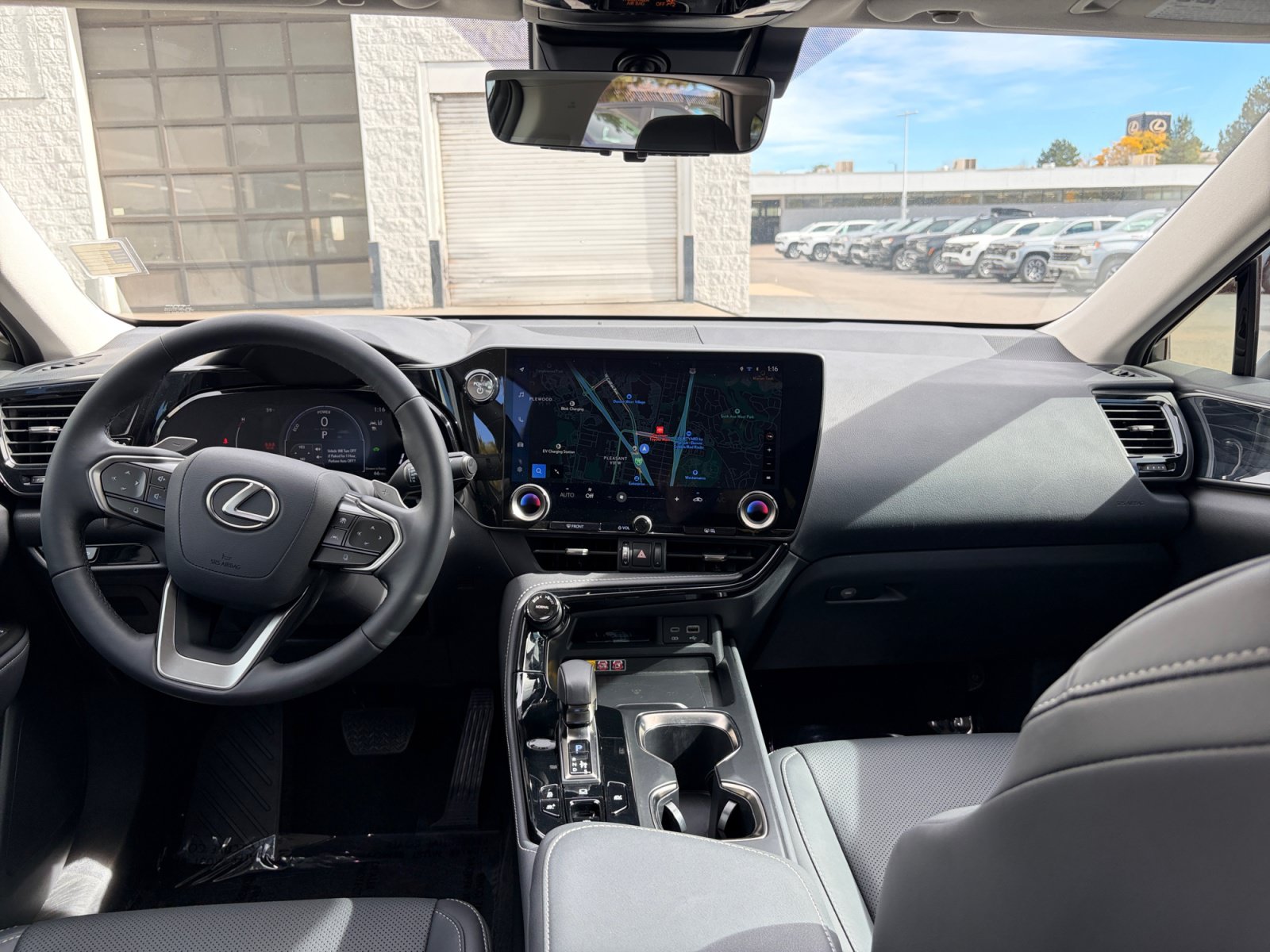 Used 2025 Lexus NX 350h AWD w/ Accessory Package (2T) image 19