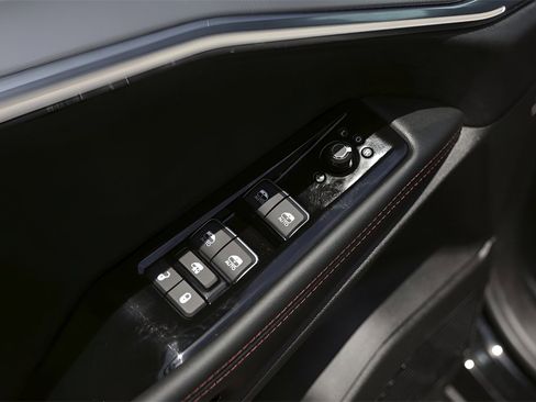 Used 2024 Jeep Wagoneer Launch Edition image 21