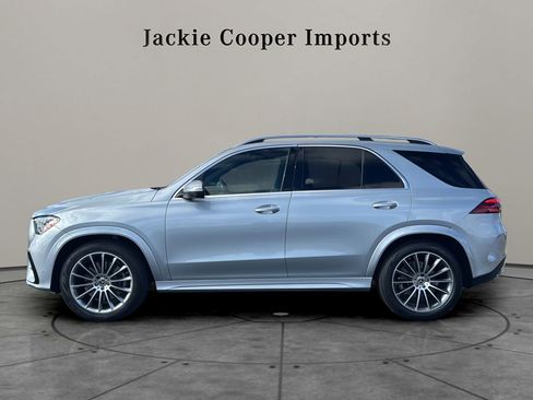 Certified 2024 Mercedes-Benz GLE 450 4MATIC image 2