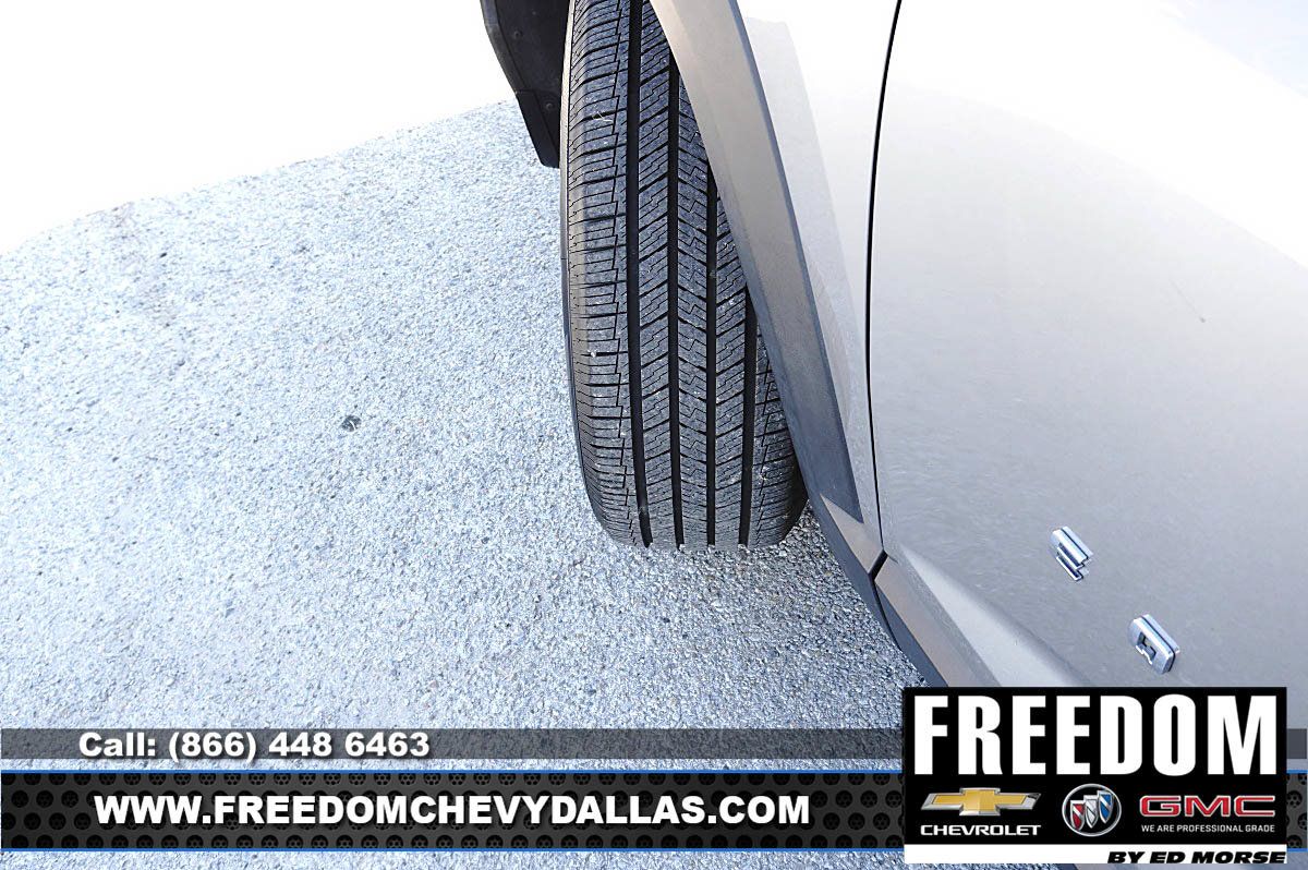 Used 2025 Chevrolet Equinox LT w/ Convenience Package II FWD image 42