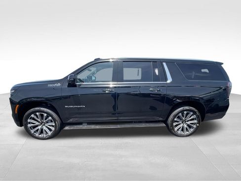 New 2026 Chevrolet Suburban High Country AWD/4WD image 5