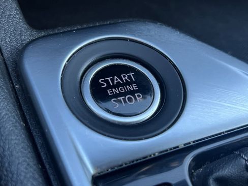 Used 2020 Nissan Sentra S image 21