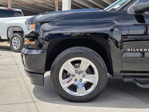 Certified 2018 Chevrolet Silverado 1500 LT w/ All Star Edition AWD/4WD image 9