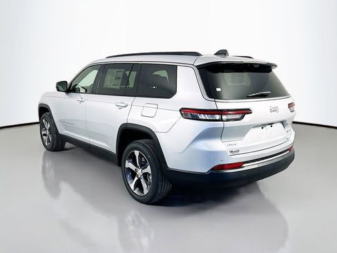New 2026 Jeep Grand Cherokee L Limited AWD/4WD image 5