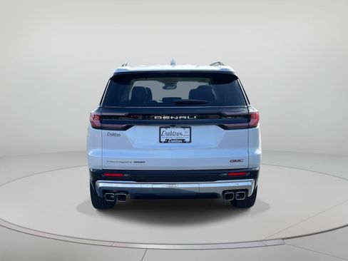 Used 2024 GMC Acadia Denali w/ Super Cruise Package image 4