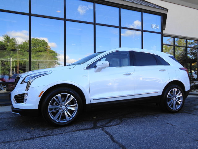 Used 2025 Cadillac XT5 Premium Luxury w/ LPO, Floor Liner Package AWD/4WD image 1
