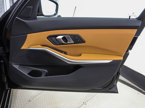 New 2026 BMW 330i xDrive Sedan w/ Convenience Package AWD/4WD image 29