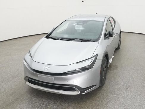 New 2026 Toyota Prius Plug-In Hybrid FWD image 16