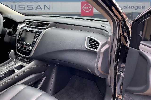 Used 2023 Nissan Murano SV FWD image 25