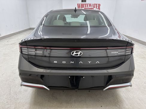 Used 2025 Hyundai Sonata SEL image 3