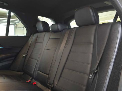 Used 2021 Mercedes-Benz GLE 350 GLE 350 image 17