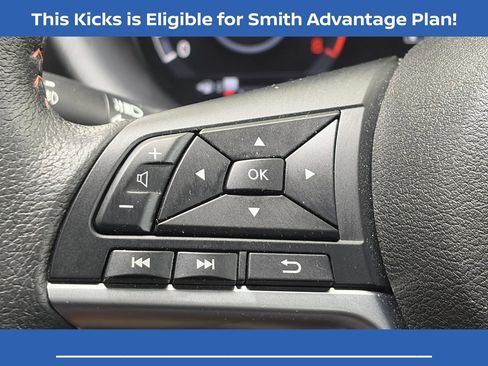 Used 2023 Nissan Kicks SR w/ SR Premium Package FWD image 18