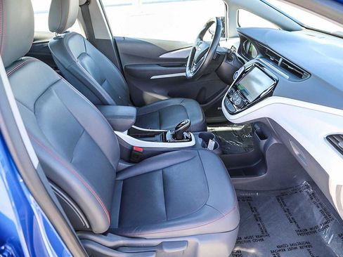 Used 2019 Chevrolet Bolt Premier w/ Infotainment Package image 16