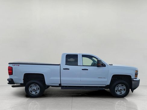 Used 2017 Chevrolet Silverado 2500 W/T w/ WT Convenience Package AWD/4WD image 8