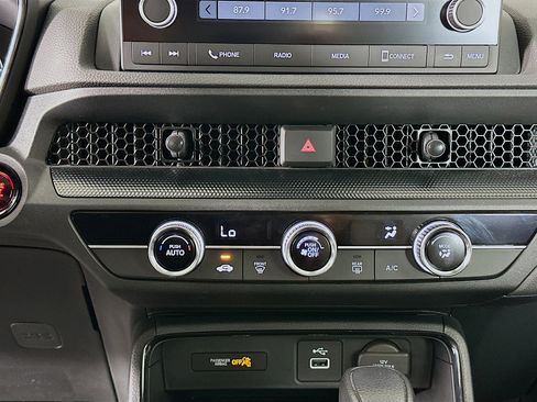 Used 2023 Honda CR-V LX image 22