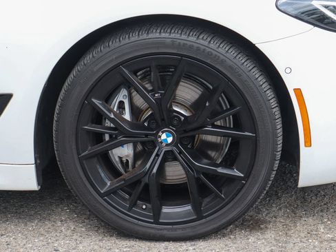 Used 2022 BMW 540i w/ M Sport Package RWD image 48
