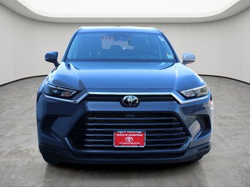 Certified 2024 Toyota Grand Highlander AWD image 5