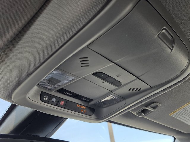 Certified 2024 Chevrolet Blazer LT w/ Convenience Package FWD image 33