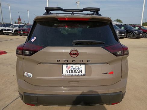 New 2026 Nissan Rogue SV AWD/4WD image 6