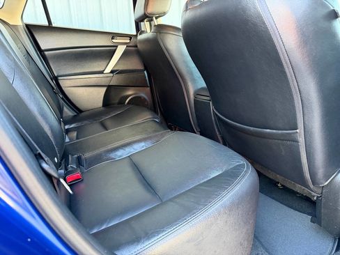 Used 2013 MAZDA MAZDA3 i Grand Touring w/ Tech Pkg image 29