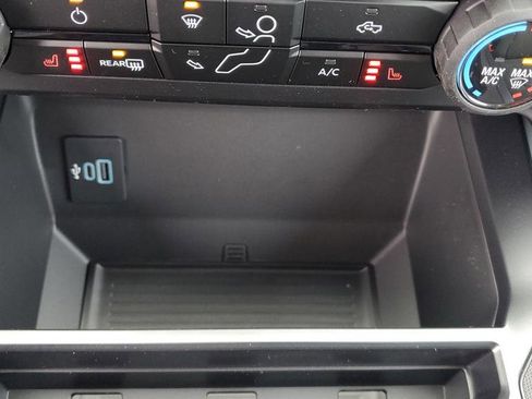 New 2026 Ford F250 XLT w/ XLT Premium Package image 33