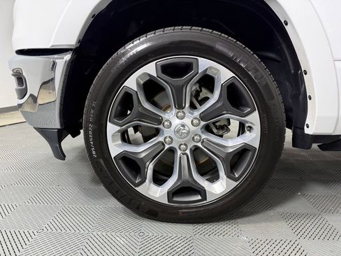 Used 2023 RAM 1500 Limited image 11