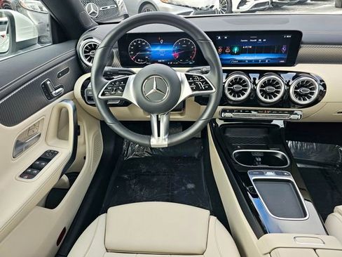 Certified 2025 Mercedes-Benz CLA 250 4MATIC image 32