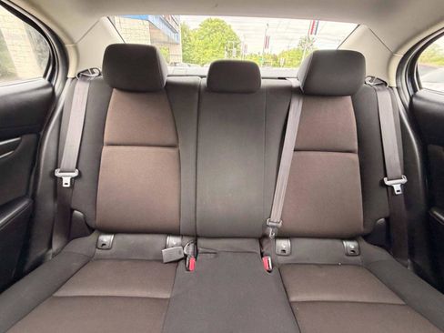Used 2019 MAZDA MAZDA3 Sedan FWD image 22