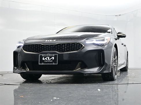 Certified 2022 Kia Stinger GT2 image 36