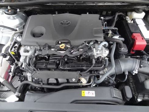 Used 2024 Toyota Camry SE w/ Cold Weather Package FWD image 37