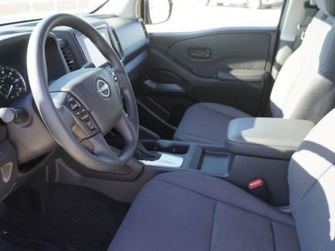 Used 2024 Nissan Frontier S w/ Technology Package RWD image 18