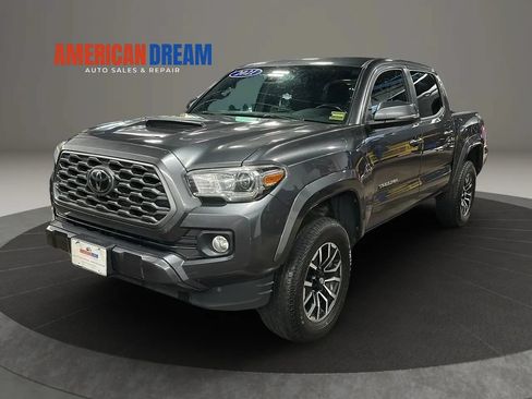 Used 2021 Toyota Tacoma TRD Sport w/ Technology Package AWD/4WD image 1