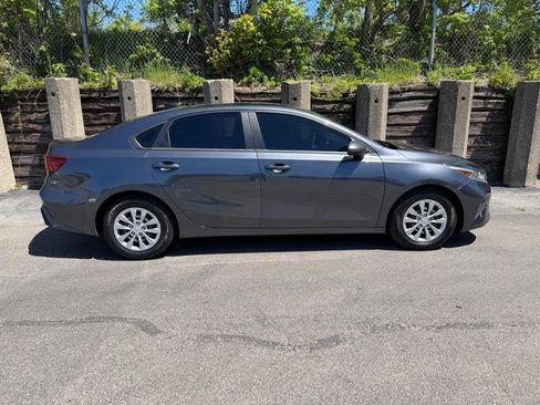 Used 2023 Kia Forte LX FWD image 8
