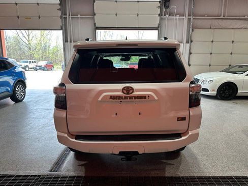 Used 2023 Toyota 4Runner 40th Anniversary SE AWD/4WD image 30