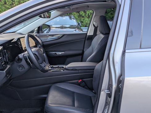 Used 2022 Lexus NX 350h AWD image 16