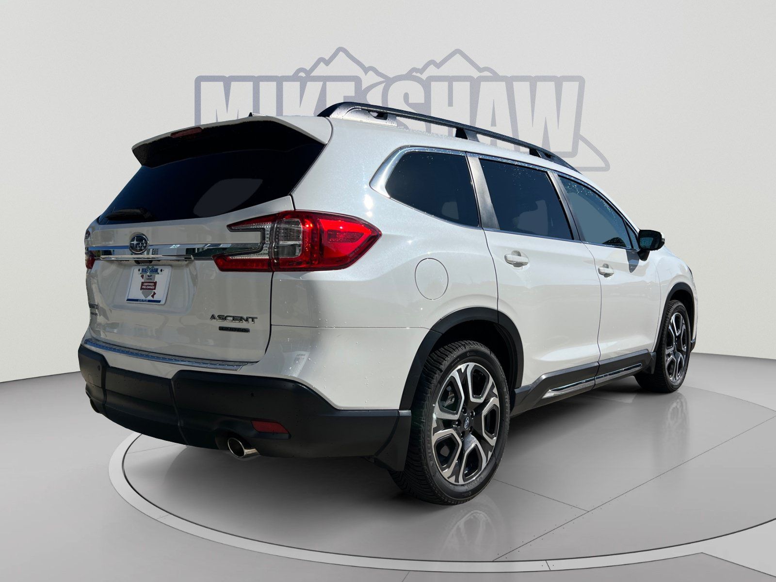 Used 2023 Subaru Ascent Limited AWD/4WD image 5