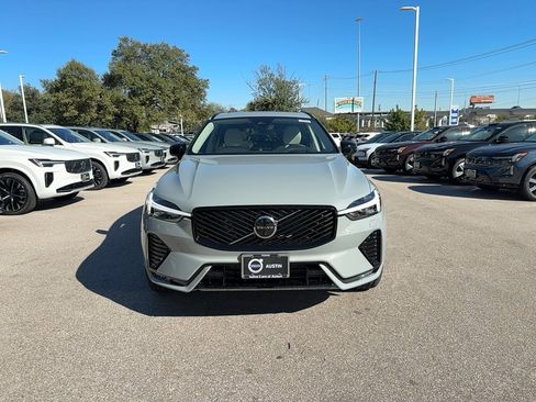 New 2026 Volvo XC60 B5 Ultra w/ Climate Package image 8