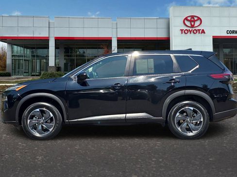 Used 2024 Nissan Rogue SV AWD/4WD image 7