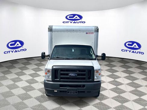 Used 2021 Ford E-450 and Econoline 450 Super Duty w/ Power Windows & Locks Group RWD image 10
