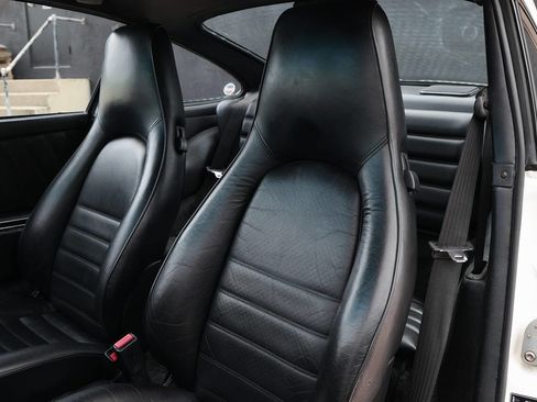 Used 1989 Porsche 911 Carrera RWD image 20