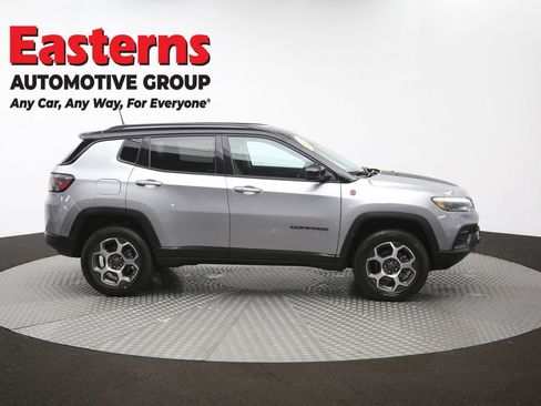 Used 2022 Jeep Compass Trailhawk w/ Trailhawk Elite Group AWD/4WD image 47