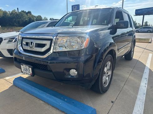 Used 2011 Honda Pilot EX image 2
