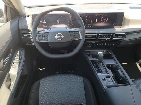 New 2026 Nissan Sentra SV w/ SV Convenience Package FWD image 23