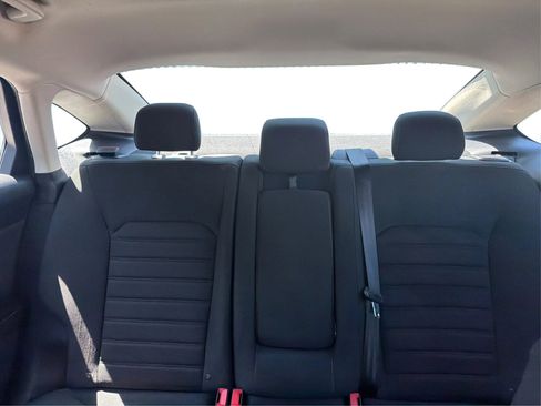 Used 2020 Ford Fusion SE FWD image 18